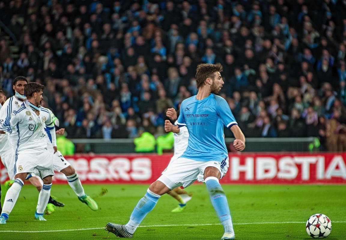 欧冠小组赛：皇马主场不敌曼城，西甲劲旅意外提前出局